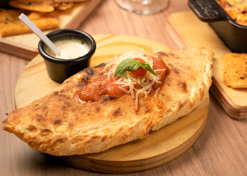 CALZONE EMILIA 
