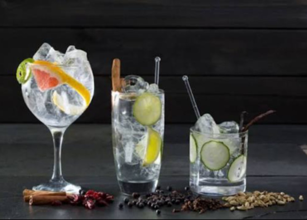 COCTEL GIN TONIC