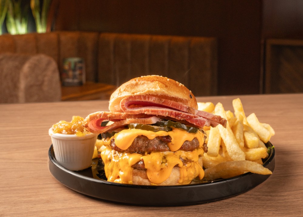 HAMBURGUESA CHEDDAR