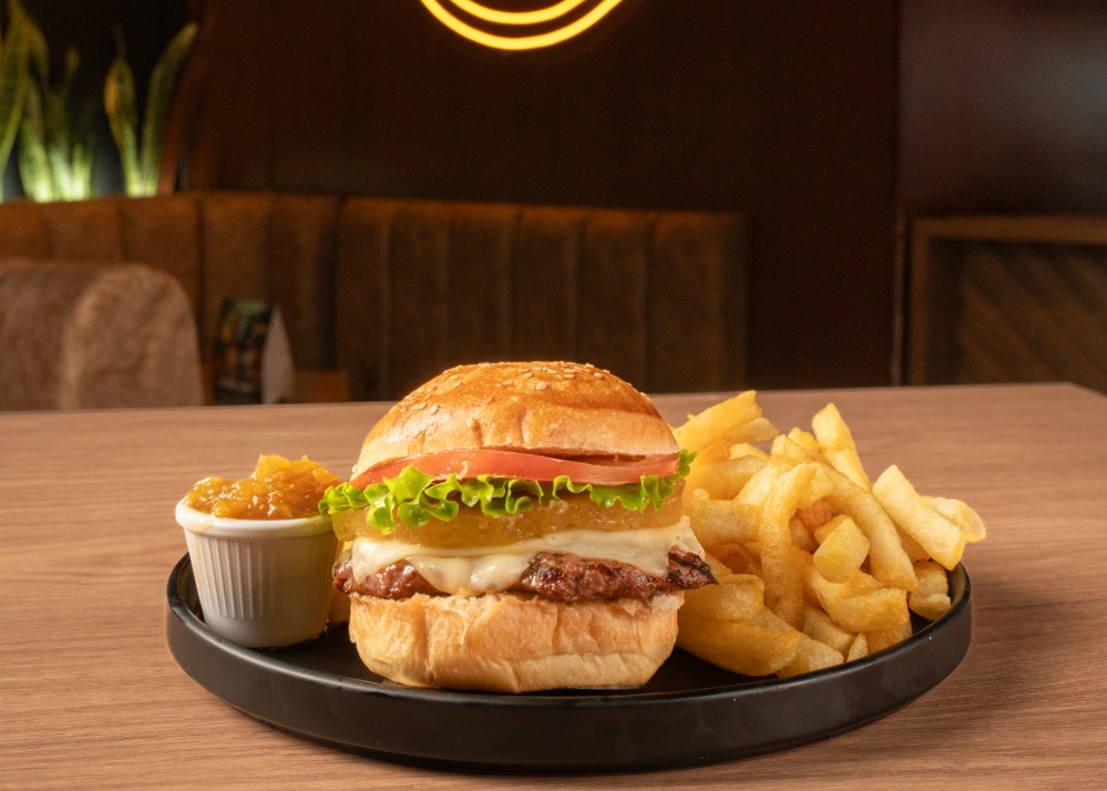 HAMBURGUESA HAWAYANA