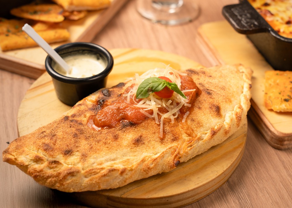 CALZONES CARNES