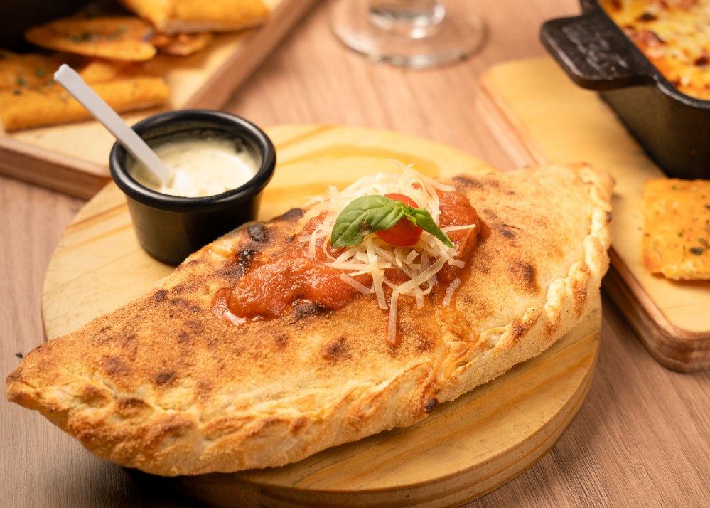 CALZONE 5 QUESOS 