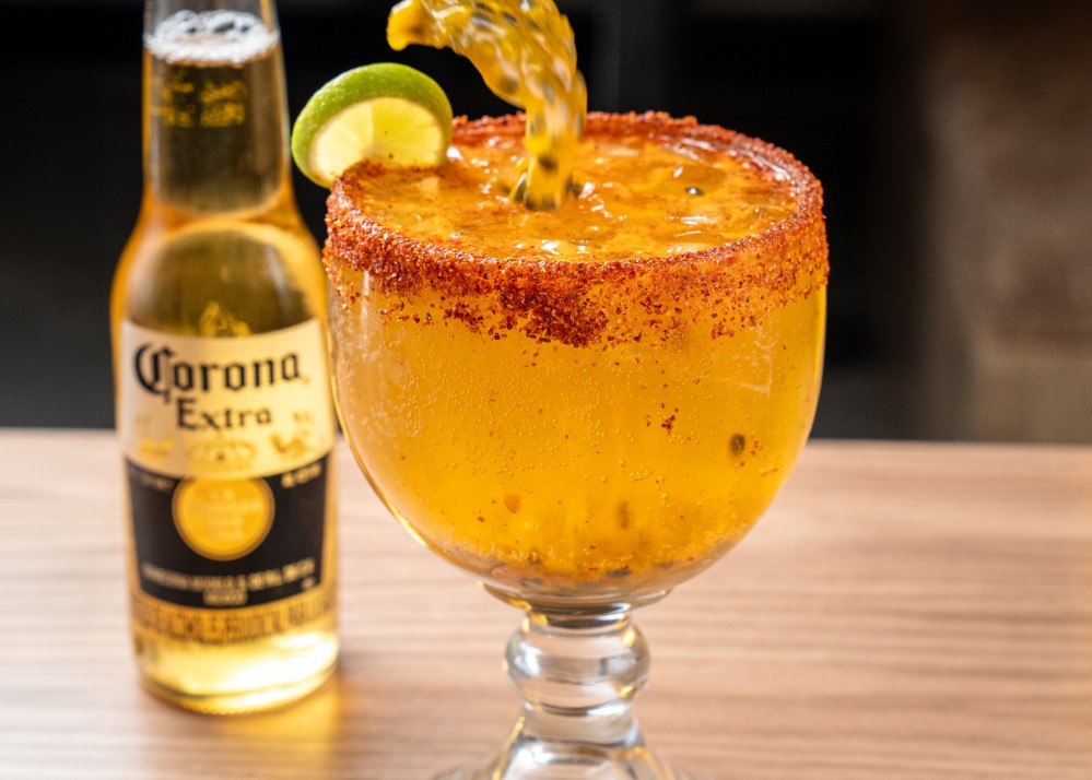 MICHELADA MARACUYA CORONA