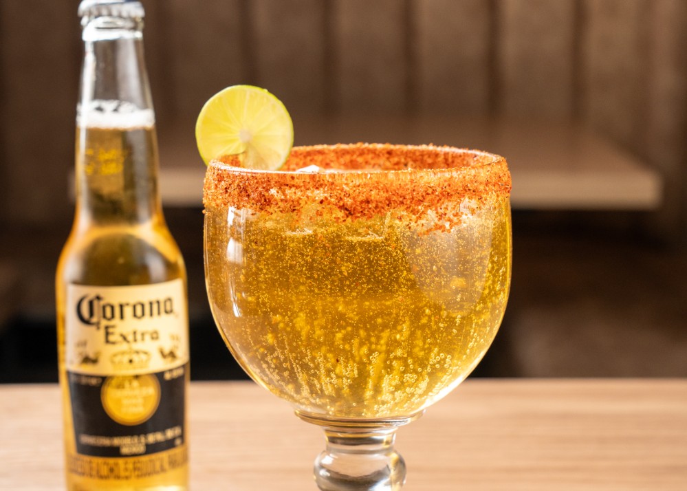 MICHELADA LIMON CORONA