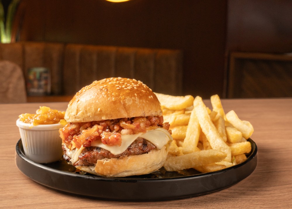 HAMBURGUESA MERMELADA DE TOCINETA